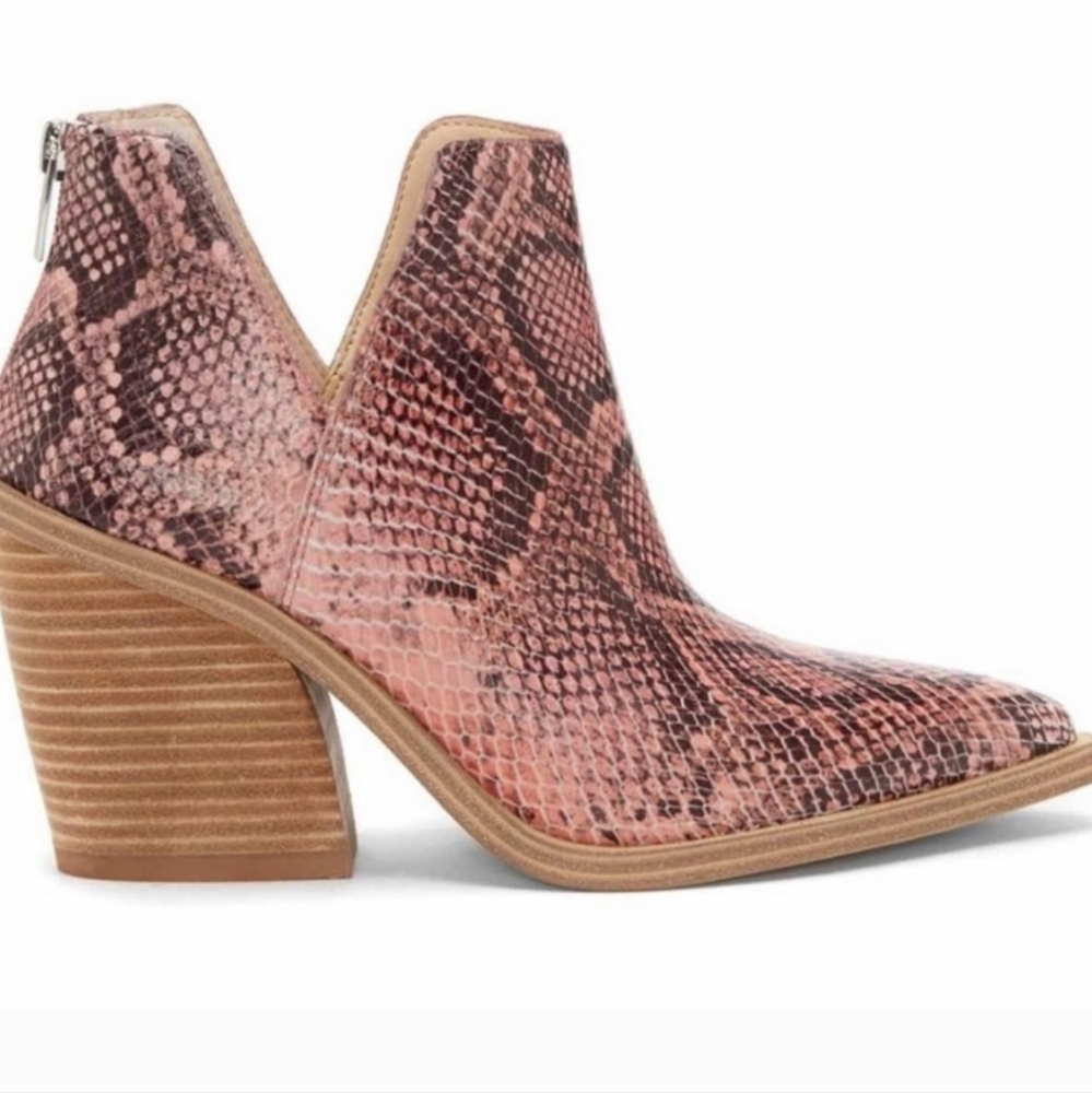 vince camuto gigietta white